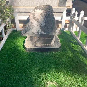灵山宝塔陵园艺术立碑