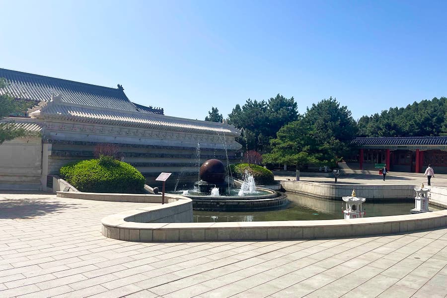 清东陵万佛园景观图