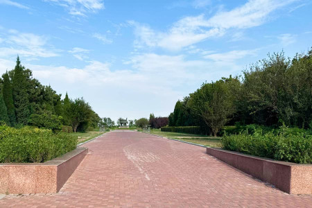 上海市东丽区东华林陵园园区环境图