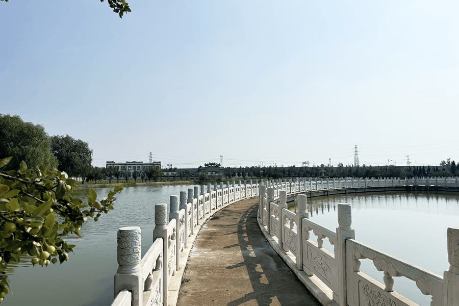 上海市津南区怡静园园区湖景图
