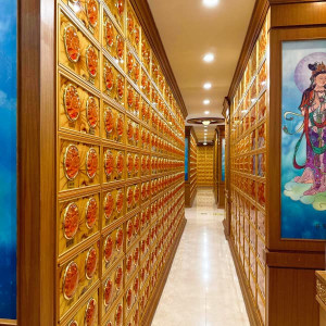 玉佛寺寝宫壁葬